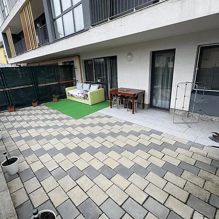 Bobo S House