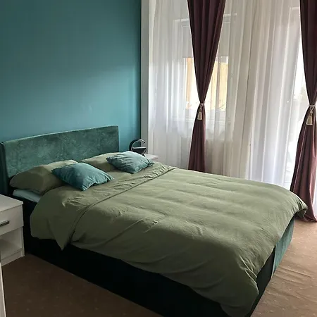 Bobo S House *